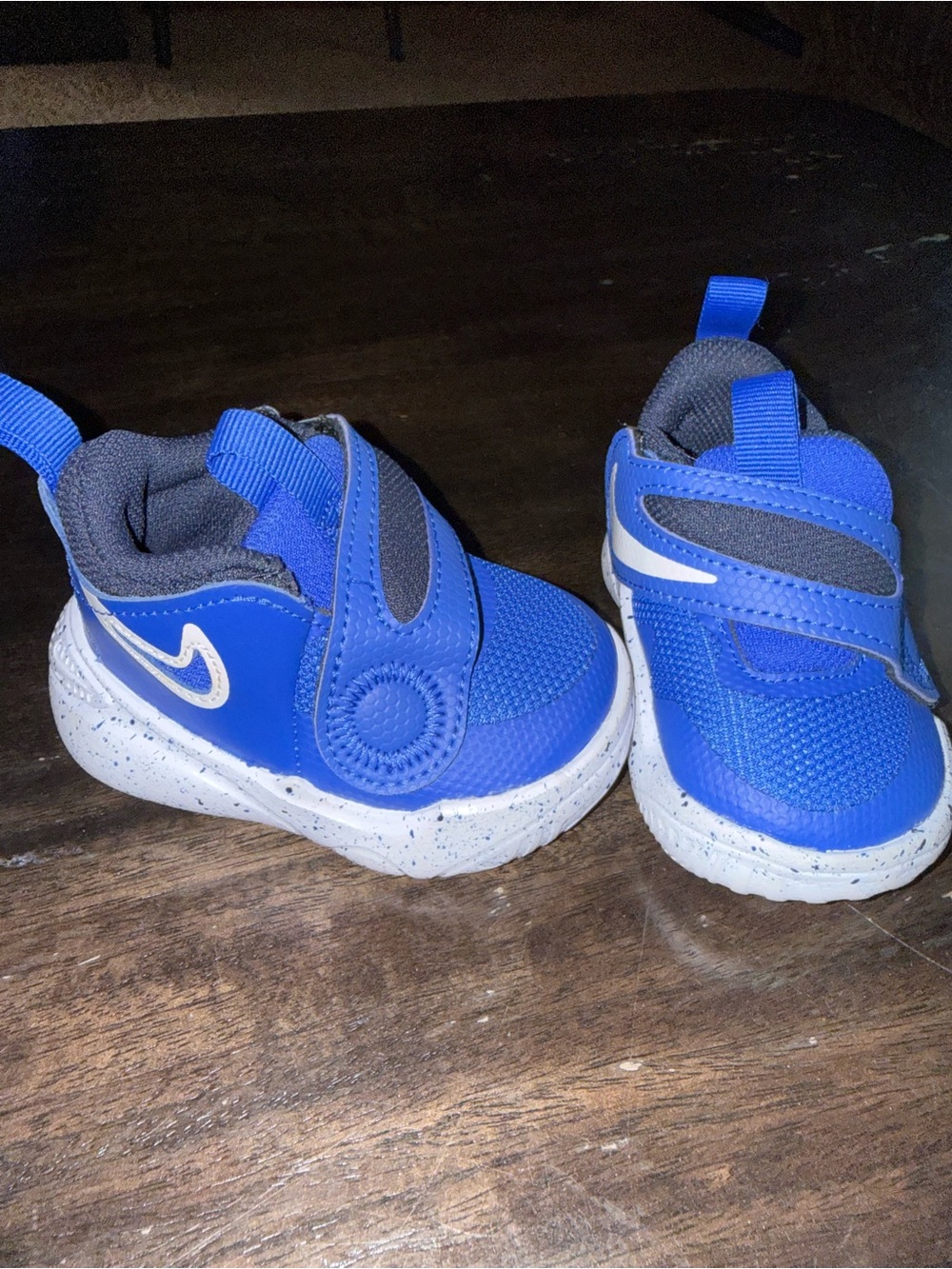 Nike Toddler Royal Blue and White Hook-and-Loop Sneakers